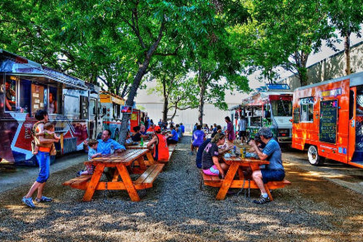How Food Trucks Are Revolutionizing the Dining Experience
